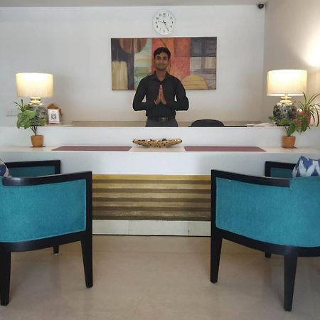 Inde Hotel Vista Woods,Sector-45 Gurgaon Buitenkant foto