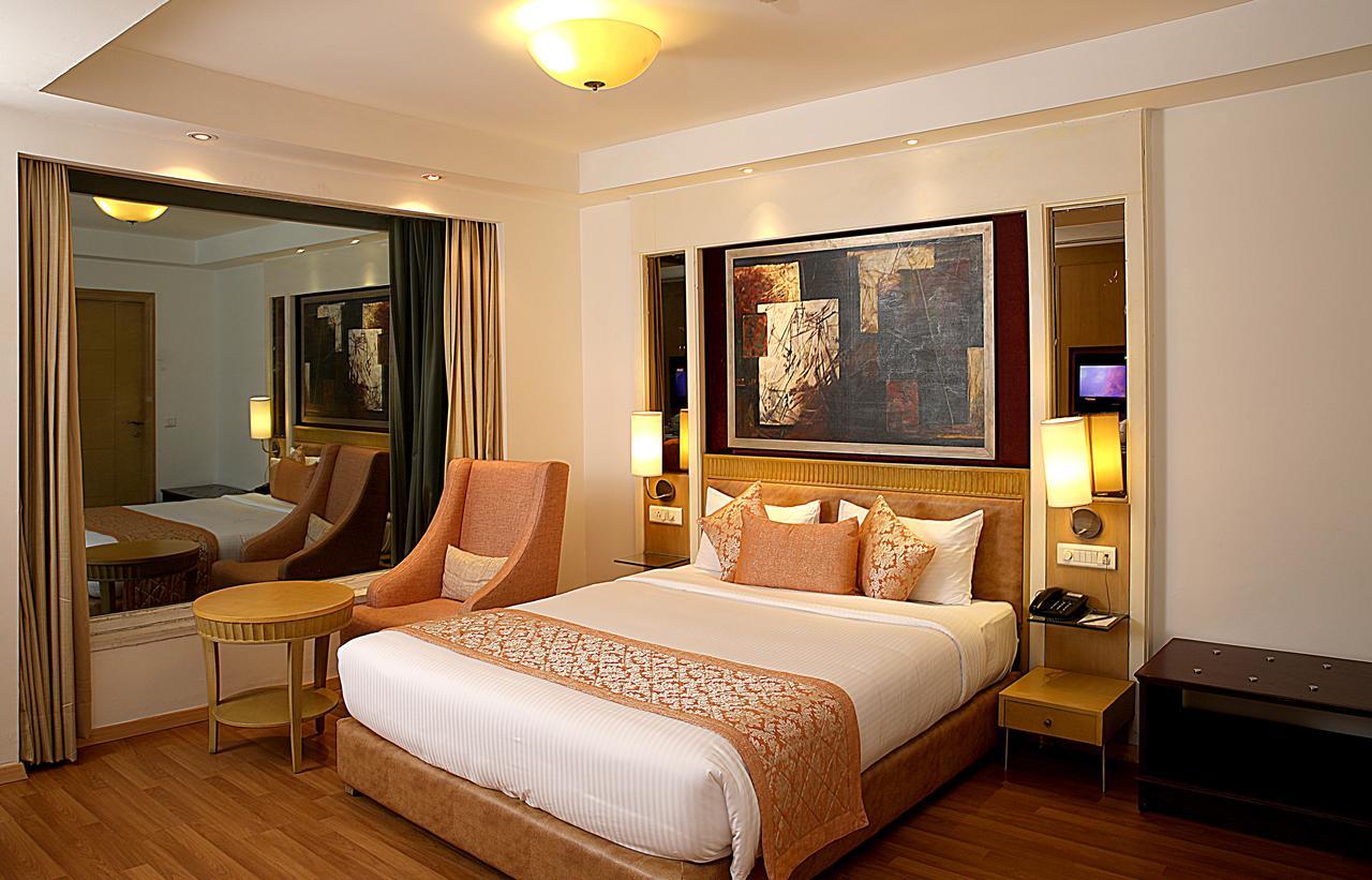 Inde Hotel Vista Woods,Sector-45 Gurgaon Buitenkant foto