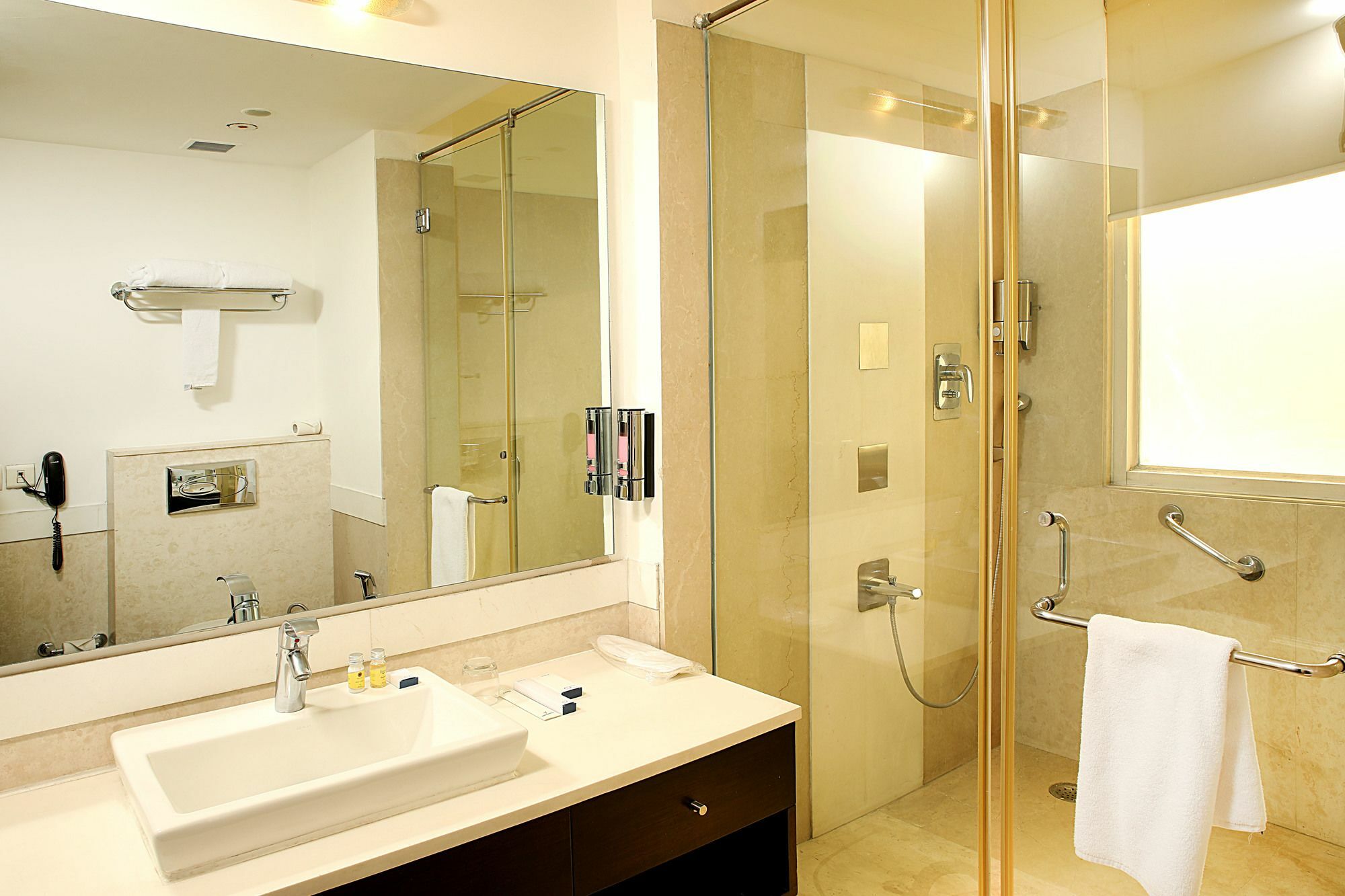 Inde Hotel Vista Woods,Sector-45 Gurgaon Buitenkant foto